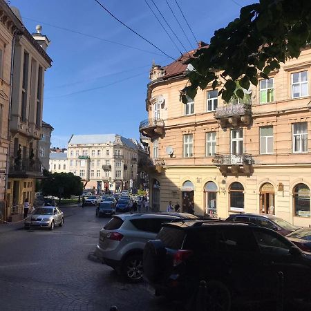 Apartments On Shevchenko Avenue Lemberg Exterior foto