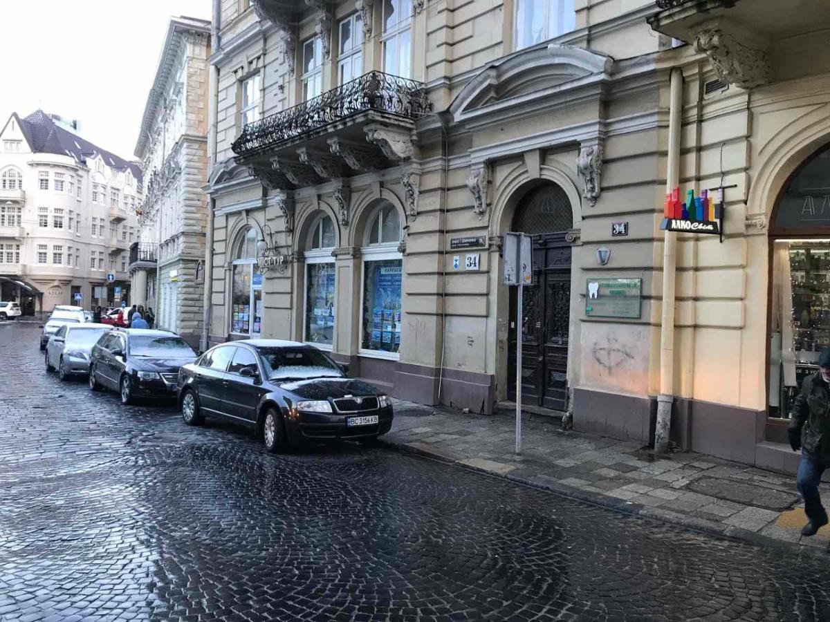 Apartments On Shevchenko Avenue Lemberg Exterior foto